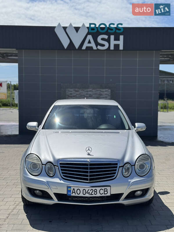 Mercedes-Benz E-Class 2008