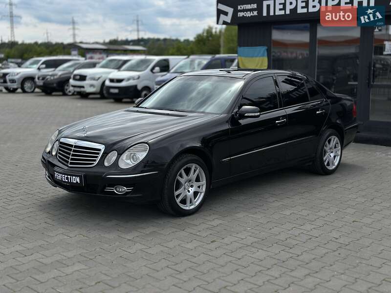 Седан Mercedes-Benz E-Class 2006 в Чернівцях
