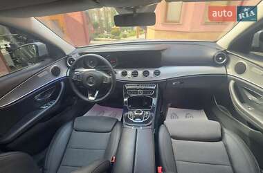 Универсал Mercedes-Benz E-Class 2017 в 