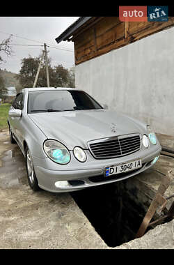 Седан Mercedes-Benz E-Class 2002 в 
