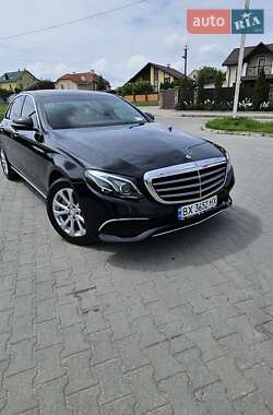 Седан Mercedes-Benz E-Class 2017 в 
