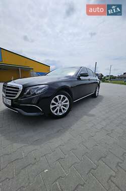 Седан Mercedes-Benz E-Class 2017 в 