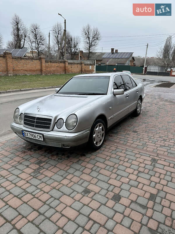 Седан Mercedes-Benz E-Class 1997 в Хмельницком