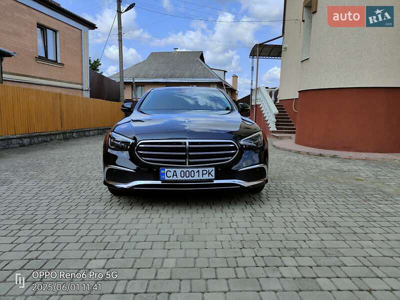 Седан Mercedes-Benz E-Class 2022 в 