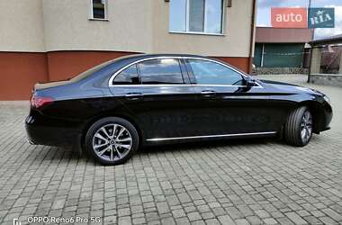 Седан Mercedes-Benz E-Class 2022 в 