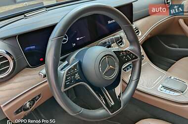 Седан Mercedes-Benz E-Class 2022 в 