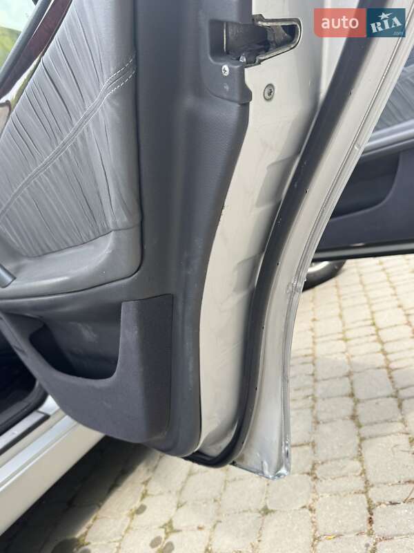Седан Mercedes-Benz E-Class 2000 в Хоросткові