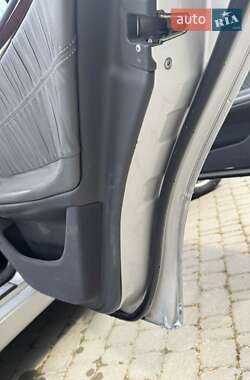 Седан Mercedes-Benz E-Class 2000 в 