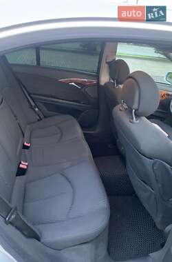 Седан Mercedes-Benz E-Class 2003 в 