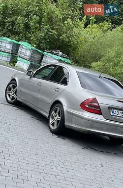 Седан Mercedes-Benz E-Class 2003 в 