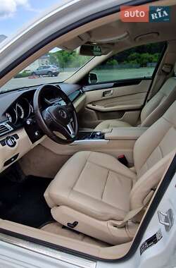 Седан Mercedes-Benz E-Class 2013 в Киеве