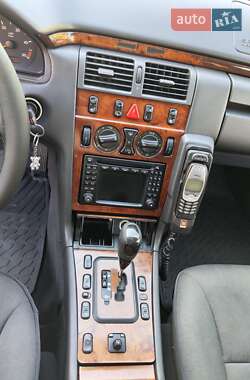 Универсал Mercedes-Benz E-Class 2001 в 