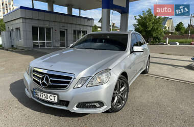 Седан Mercedes-Benz E-Class 2009 в Каменец-Подольском