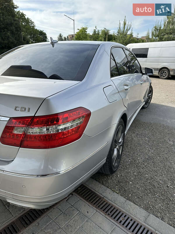 Седан Mercedes-Benz E-Class 2009 в Кам'янець-Подільському