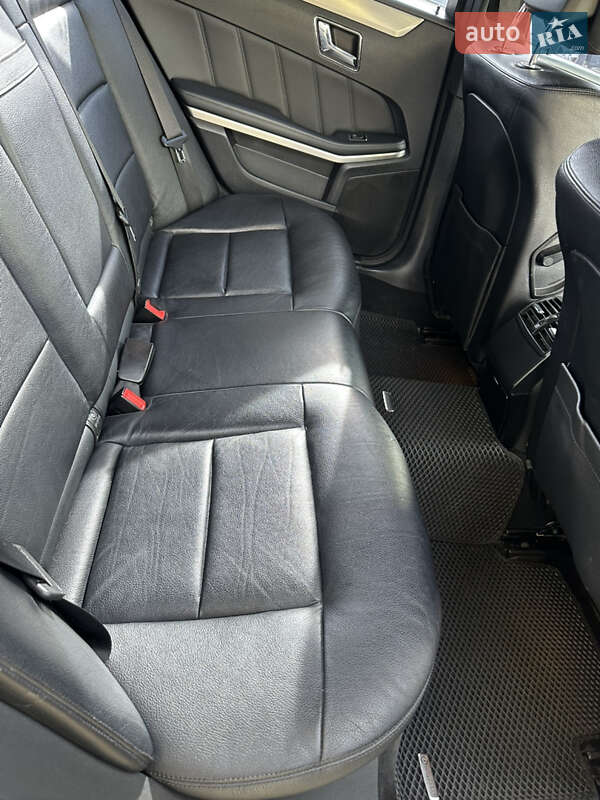 Седан Mercedes-Benz E-Class 2009 в Кам'янець-Подільському