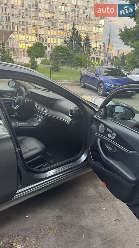 Універсал Mercedes-Benz E-Class 2018 в Києві