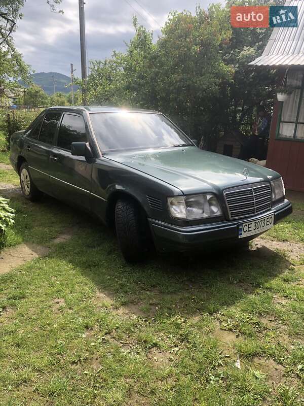 Седан Mercedes-Benz E-Class 1994 в Берегомете