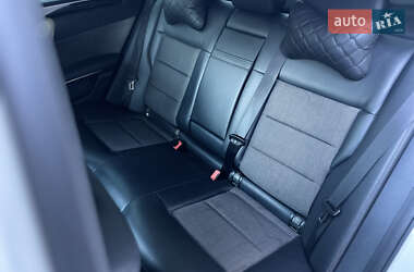 Седан Mercedes-Benz E-Class 2012 в 