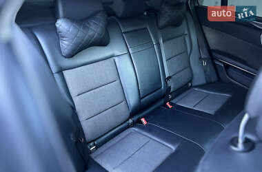 Седан Mercedes-Benz E-Class 2012 в 