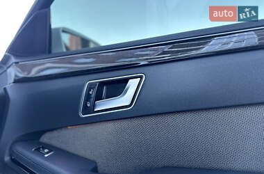 Седан Mercedes-Benz E-Class 2012 в 