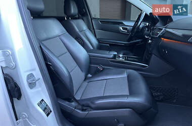 Седан Mercedes-Benz E-Class 2012 в 