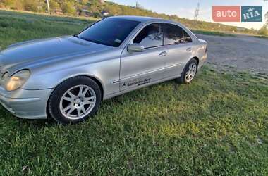 Седан Mercedes-Benz E-Class 2002 в Вознесенську