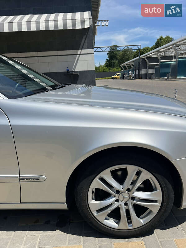 Седан Mercedes-Benz E-Class 2003 в Виннице