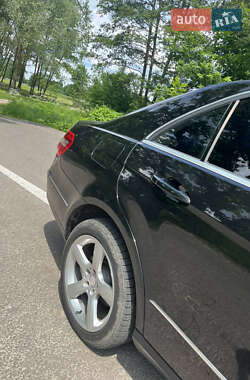 Седан Mercedes-Benz E-Class 2010 в 