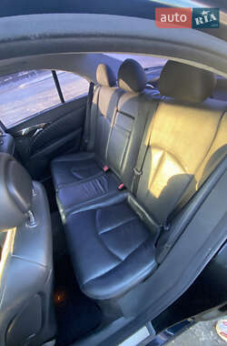 Седан Mercedes-Benz E-Class 2003 в 