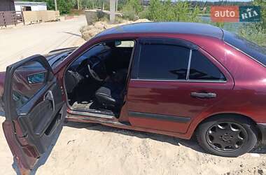 Седан Mercedes-Benz E-Class 1995 в 