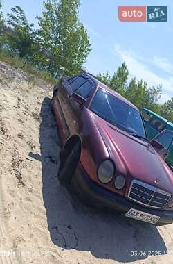 Седан Mercedes-Benz E-Class 1995 в 