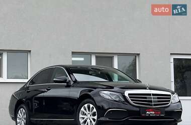Седан Mercedes-Benz E-Class 2017 в 