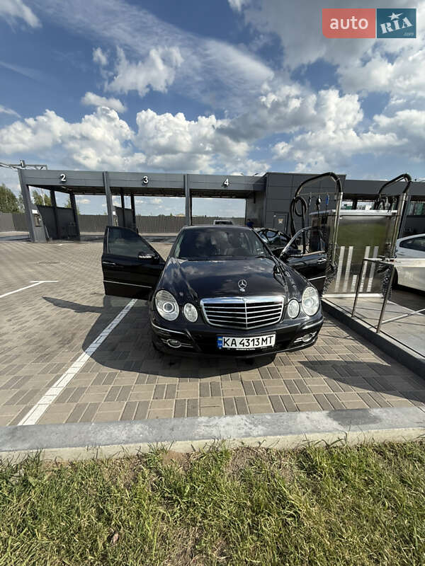 Седан Mercedes-Benz E-Class 2006 в 