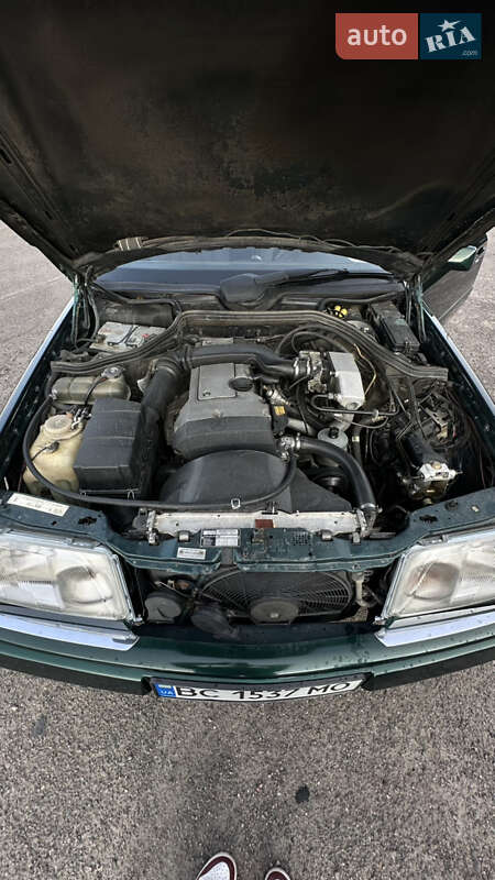 Купе Mercedes-Benz E-Class 1996 в Львове