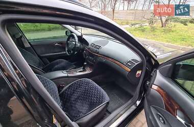 Универсал Mercedes-Benz E-Class 2006 в 
