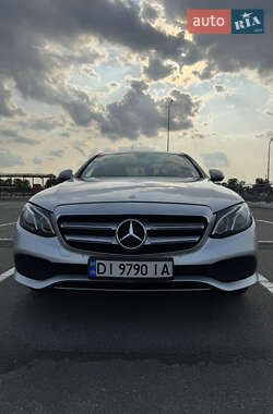 Седан Mercedes-Benz E-Class 2016 в 