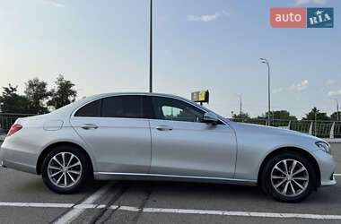 Седан Mercedes-Benz E-Class 2016 в 