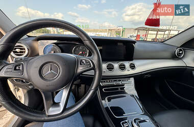 Седан Mercedes-Benz E-Class 2016 в 