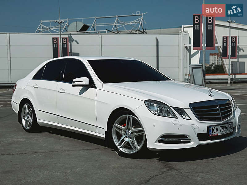Mercedes-Benz E-Class 2012