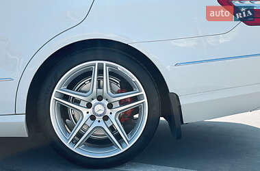 Седан Mercedes-Benz E-Class 2012 в 