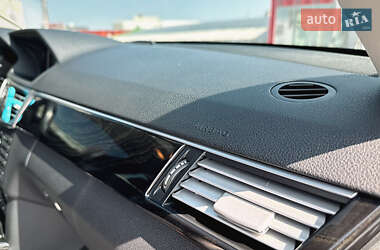 Седан Mercedes-Benz E-Class 2012 в 