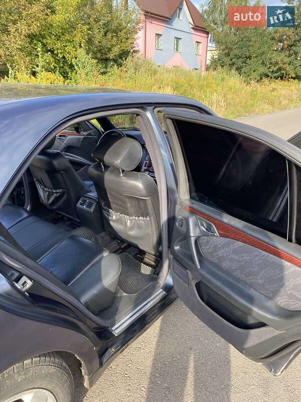 Седан Mercedes-Benz E-Class 1998 в Ровно