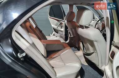 Седан Mercedes-Benz E-Class 2000 в 