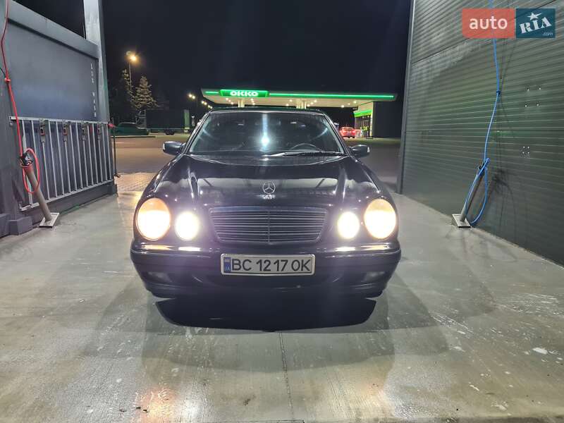 Седан Mercedes-Benz E-Class 2000 в Буске