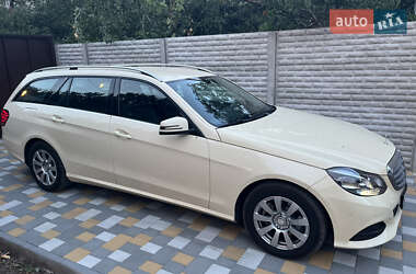 Універсал Mercedes-Benz E-Class 2015 в Дніпрі