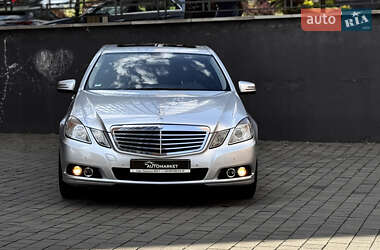 Седан Mercedes-Benz E-Class 2009 в 