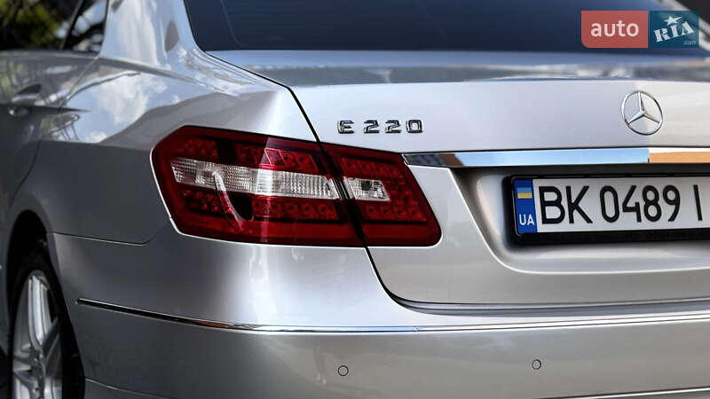 Седан Mercedes-Benz E-Class 2009 в Ивано-Франковске