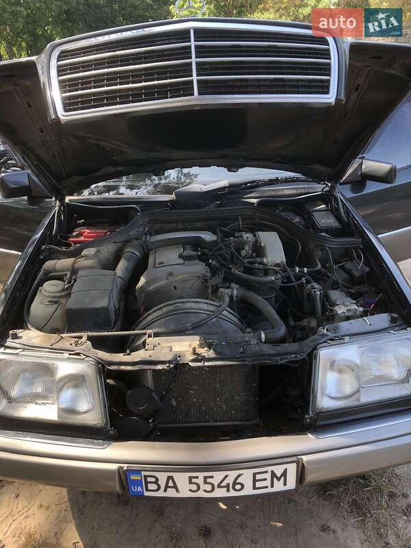 Седан Mercedes-Benz E-Class 1995 в Кропивницькому