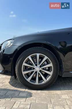 Универсал Mercedes-Benz E-Class 2017 в 