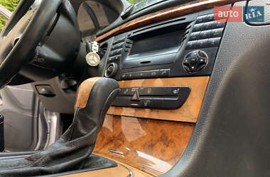 Седан Mercedes-Benz E-Class 2002 в 
